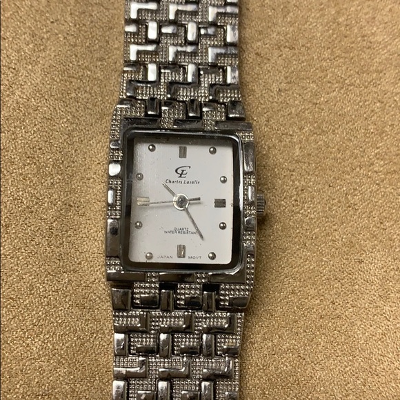 Ladies Watch - Picture 3 of 3